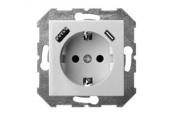 iuk301_e_bhq_1643976885.lt_.jpg Kištukinis lizdas su įžeminimu + 3.4A max.USB A+C kroviklis, be rėmelio